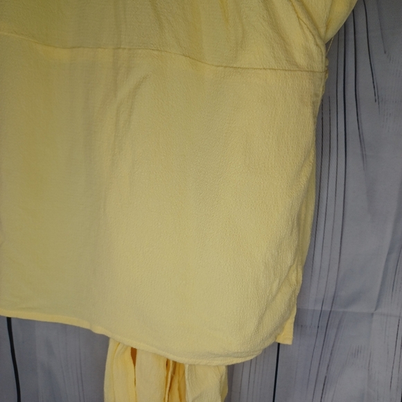 J.Jill Yellow Wrap Rayon Top - Picture 5 of 10